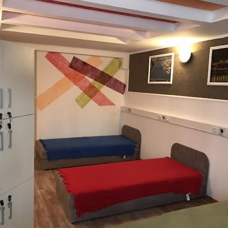 Opera Hostel Βουδαπέστη Εξωτερικό φωτογραφία
