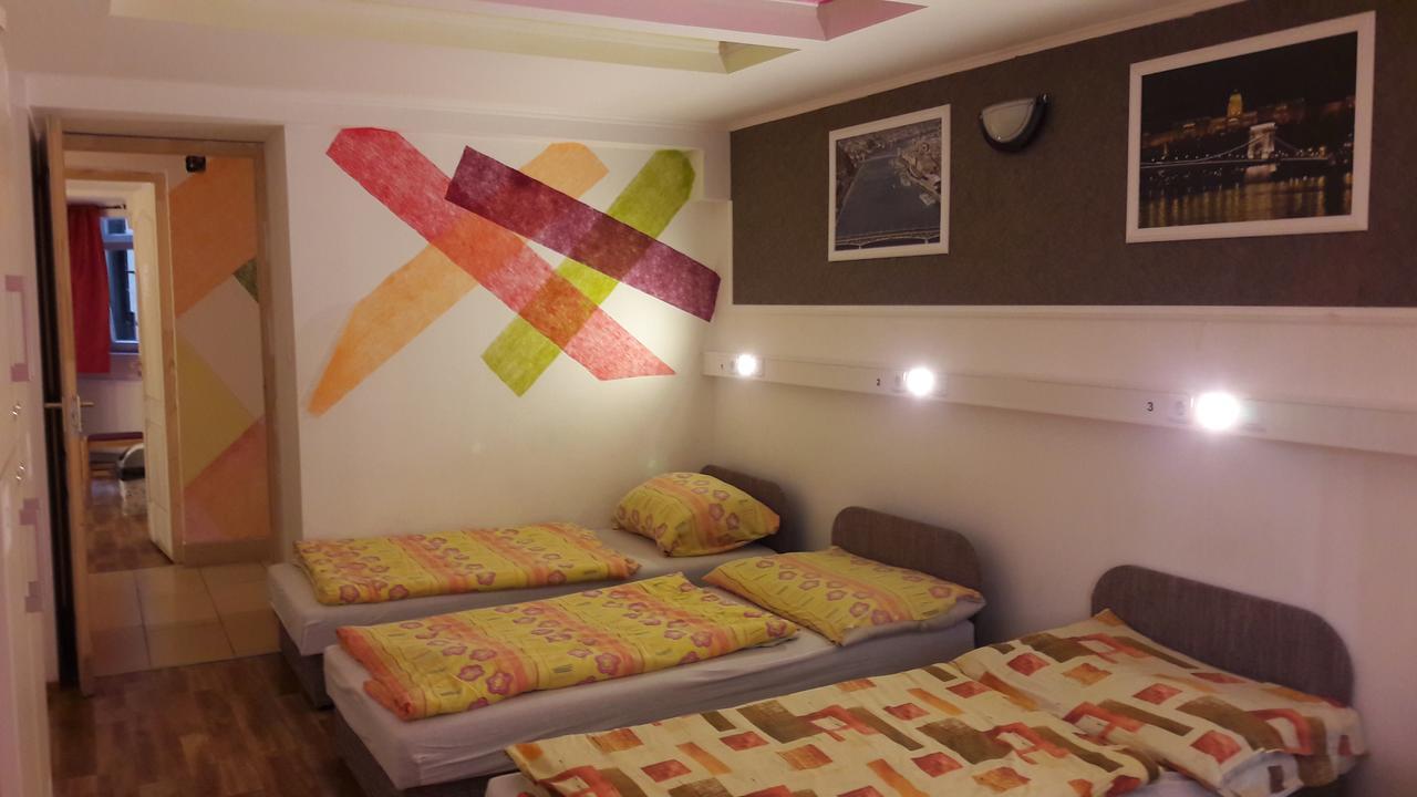Opera Hostel Βουδαπέστη Εξωτερικό φωτογραφία