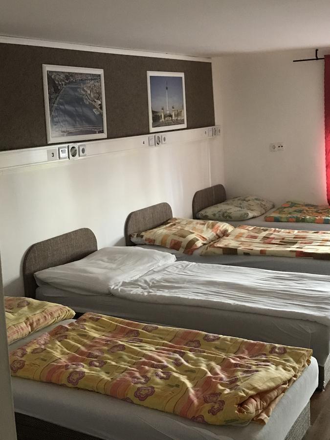 Opera Hostel Βουδαπέστη Εξωτερικό φωτογραφία