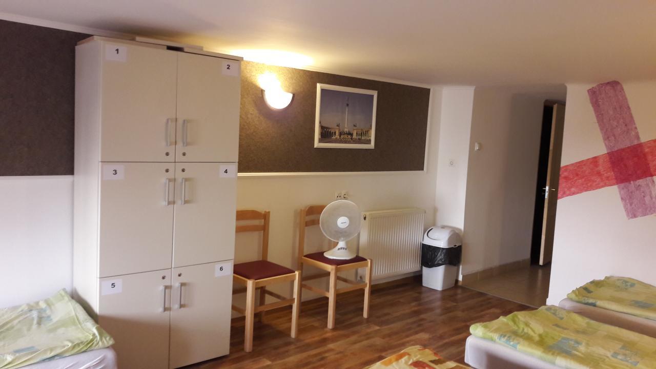 Opera Hostel Βουδαπέστη Εξωτερικό φωτογραφία