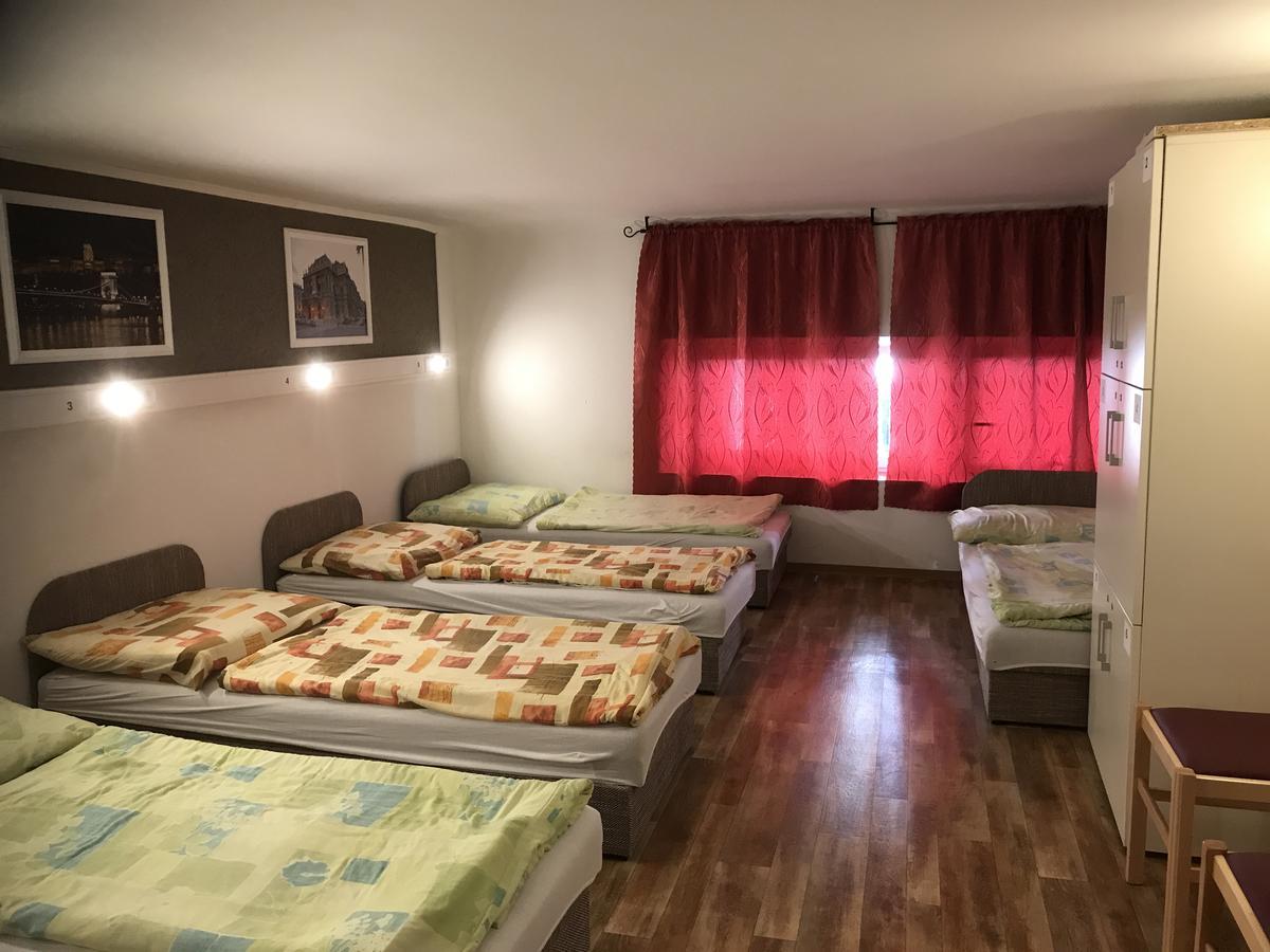 Opera Hostel Βουδαπέστη Εξωτερικό φωτογραφία