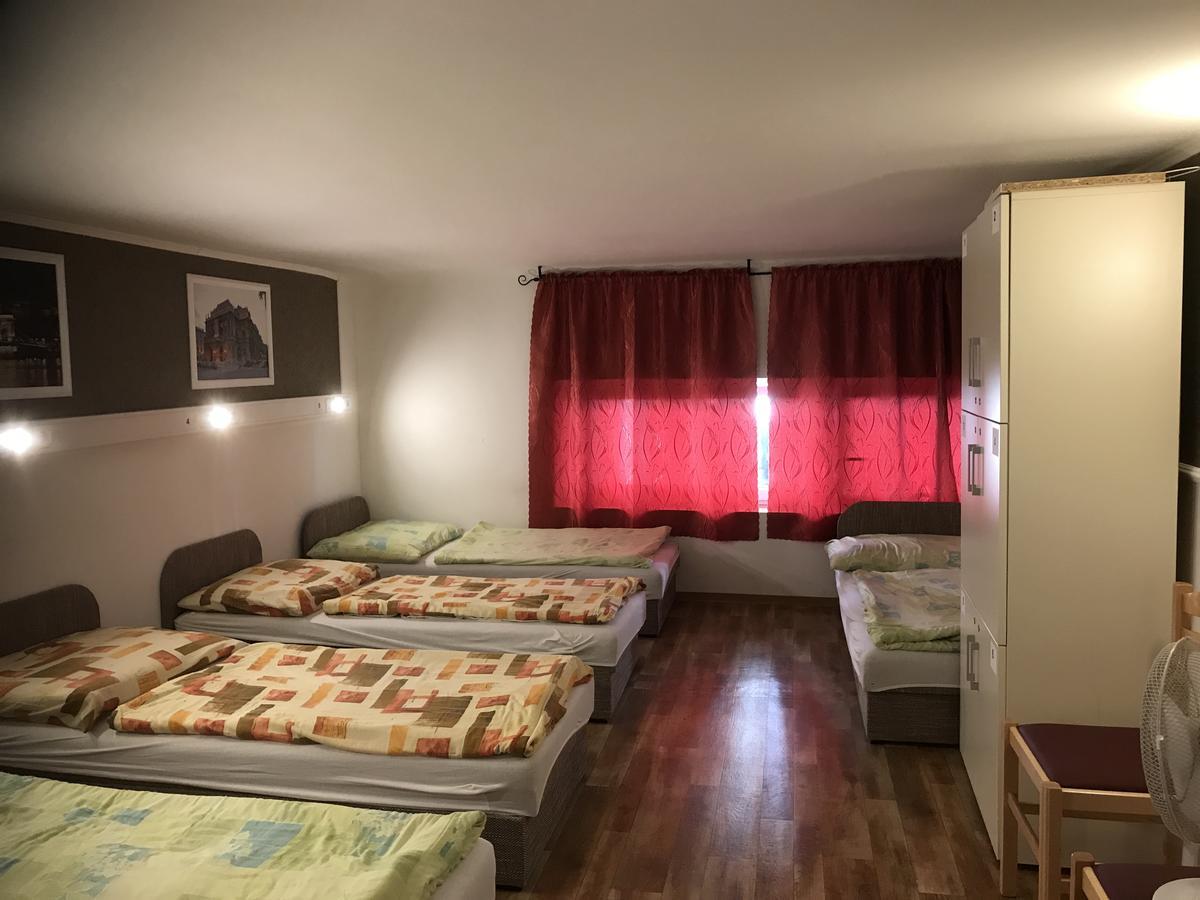 Opera Hostel Βουδαπέστη Εξωτερικό φωτογραφία
